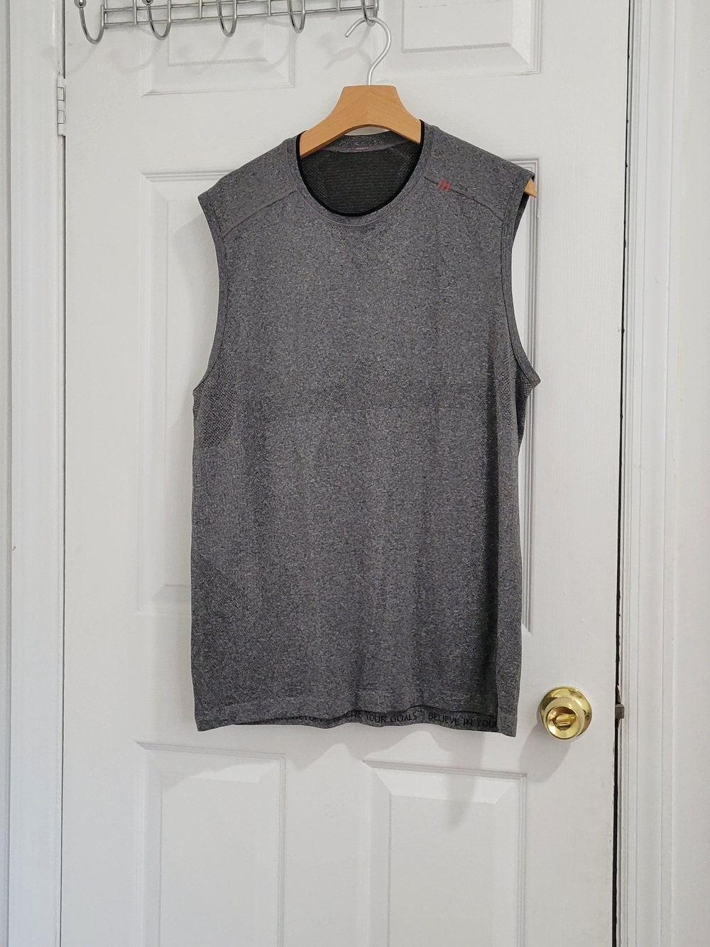 Lululemon Shirt Mens - Picture 8 of 8